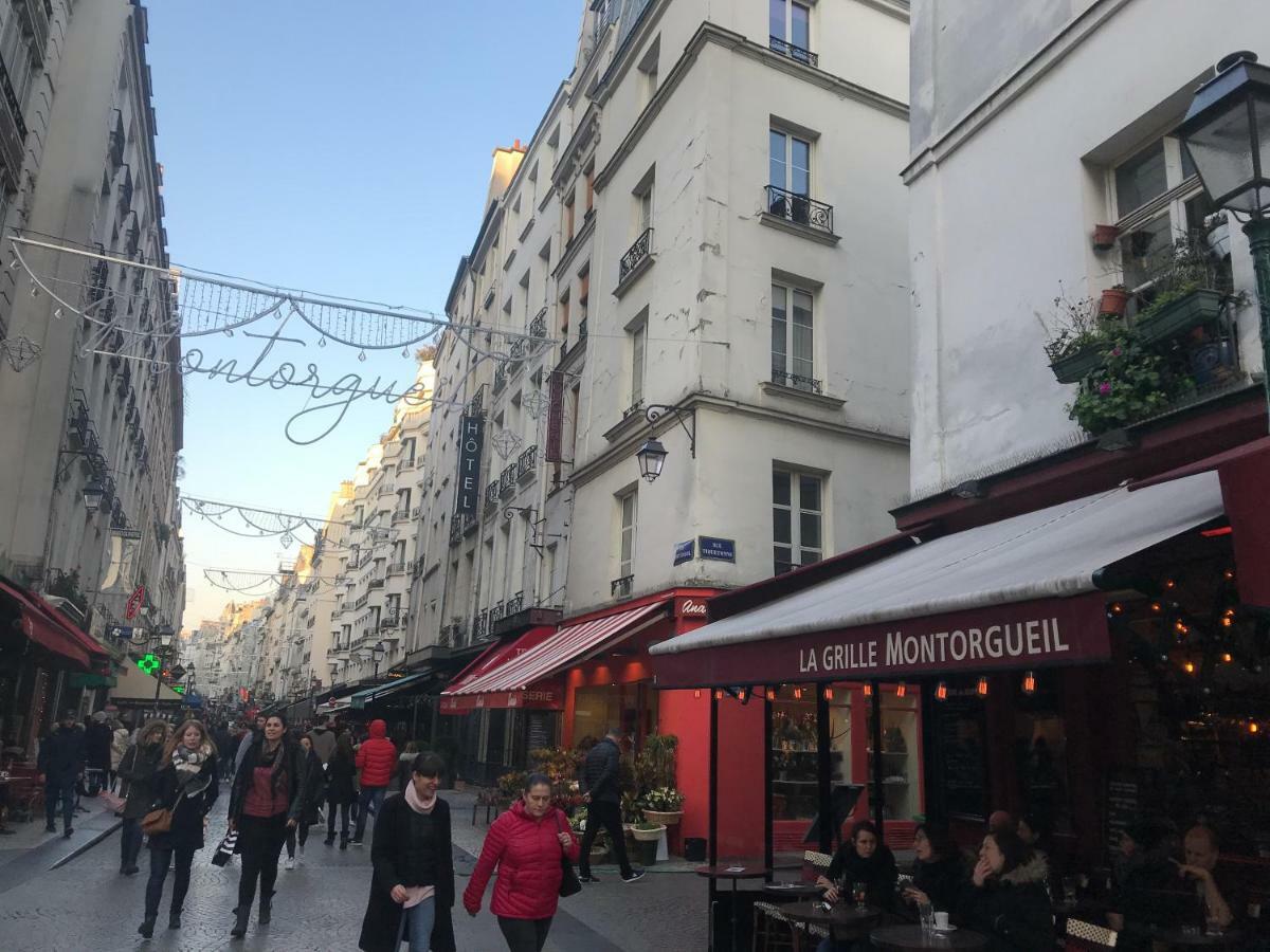 Quartier Montorgueil, Voie Pietonne, Dans Un Immeuble Du Xveme Apartment Paris Exterior photo
